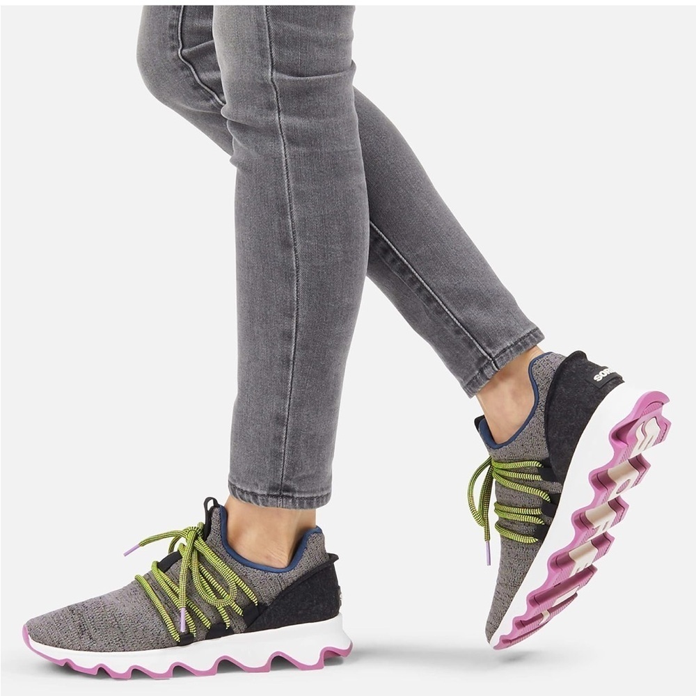 SOREL | kinetic lace up grey knit sneaker